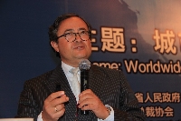 59-roundtable- Praaning.jpg